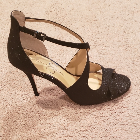 Shoes - Picture 2 of 3